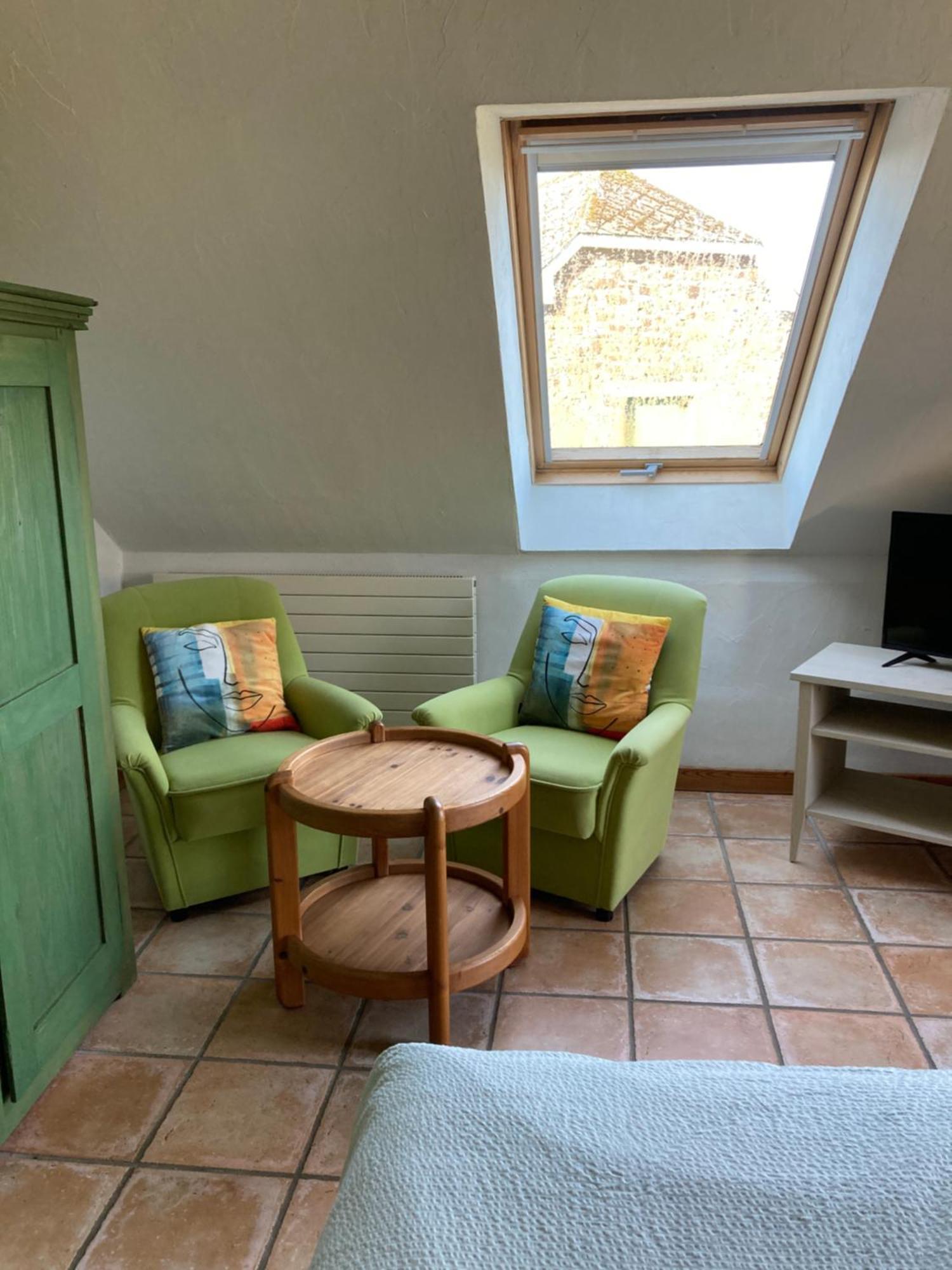 Paulis Cozy 4-Bedroom Vacation Home - With 4 Bathrooms Sun Terrace & Sauna, Nice To Hike & Bike, To Chil & Meet Büllingen Buitenkant foto